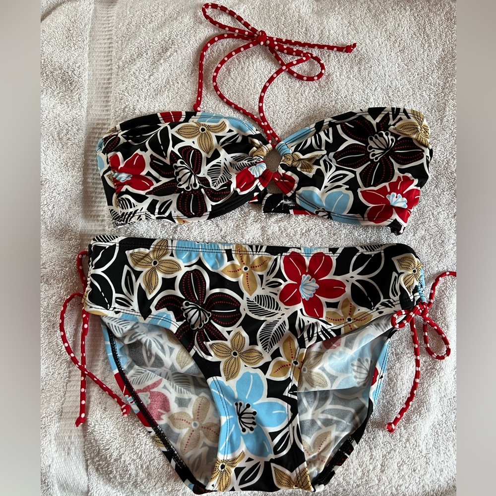 2 piece swimsuit